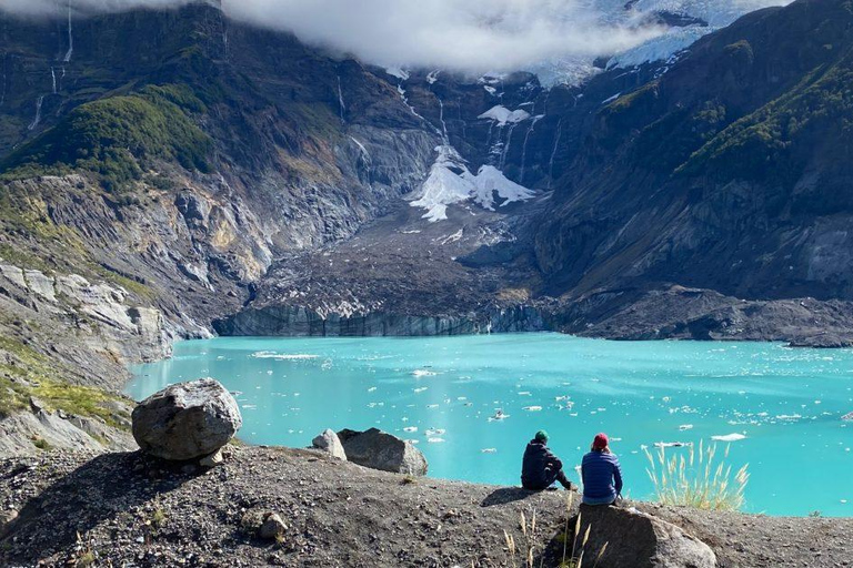 Bariloche: Cerro Tronador and Ventisquero Negro Tour English or Portuguese Departure