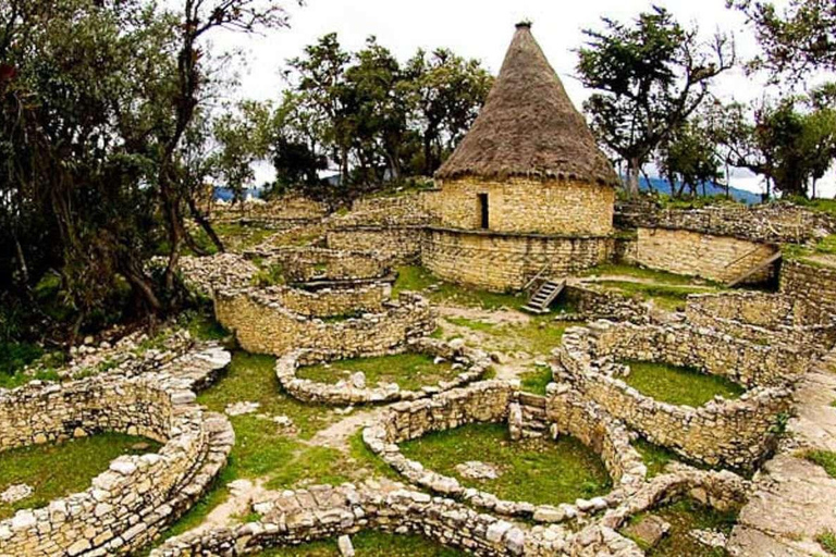 Chachapoyas: Llaqta i Kuelap : linbana