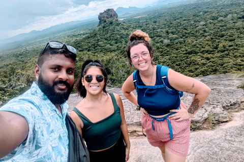 Kandy: Sigiriya & Dambulla Caves Tuk-Tuk Trip