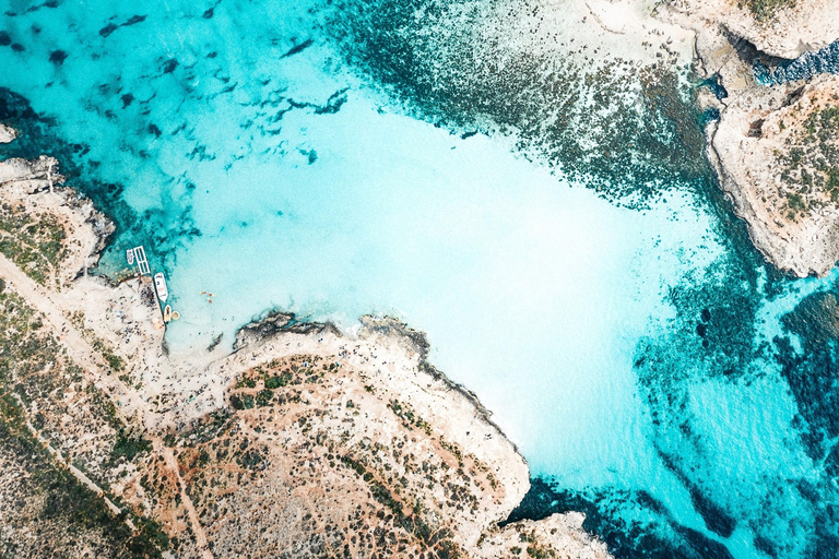 Malta: Veerboot heen en terug naar Comino Blue Lagoon met Gozo OptieVan Marfa: Marfa-Comino-Blauwe Lagune-Marfa