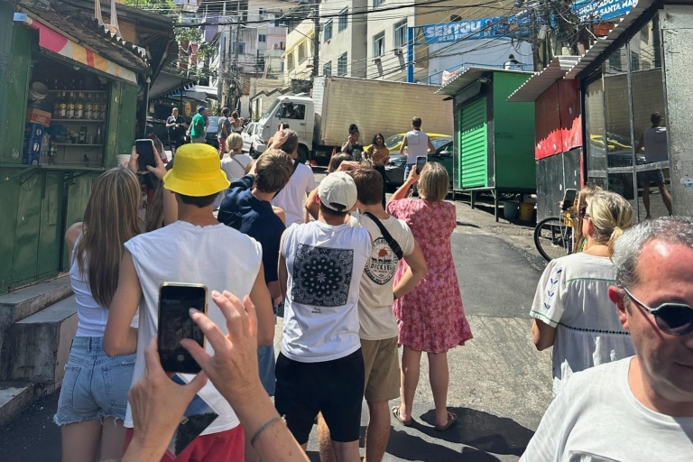 Rio de Janeiro: Favela Santa Marta Tour mit einem ortskundigen GuideTour auf Englisch mit separat bezahlten Hoteltransfers