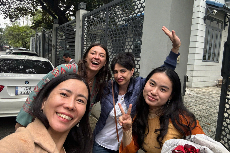 Hue: Buddhist Tour with Cooking Class and Meditation Buddhism tour in Hue with French speaking tour guide