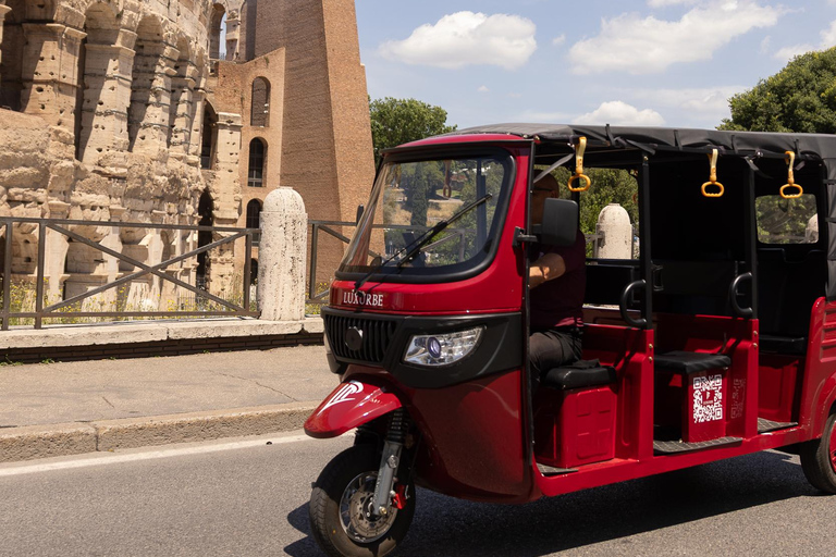 Rome: City Highlights E-Tuk Tuk Tour Tour with Pickup & Drop-off