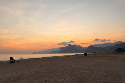 Salalah: West Side Private Tour with Off-Road Adventure