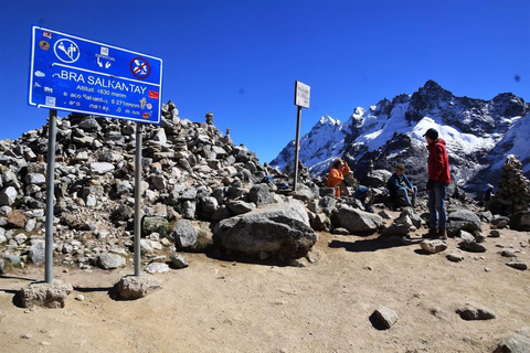 Depuis Cusco : Trek Salkantay - 5 jours 4 nuitsDepuis Cusco : Trek du Salkantay - 5 jours 4 nuits