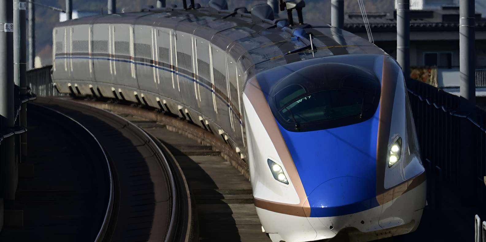 「【北東北東名大京九】天空のエスカフローネ Blu-ray BOX7枚組 北東北東名大京九】天空のエスカフローネ Blu-ray BOX7枚組