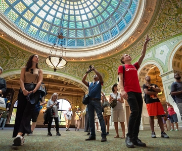 Chicago: Prohibition-Era Culture & Architectural Treasures