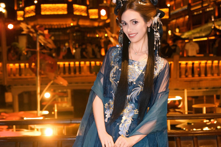 Shanghai Yuyuan Ancient City: Hanfu Makeup Photography