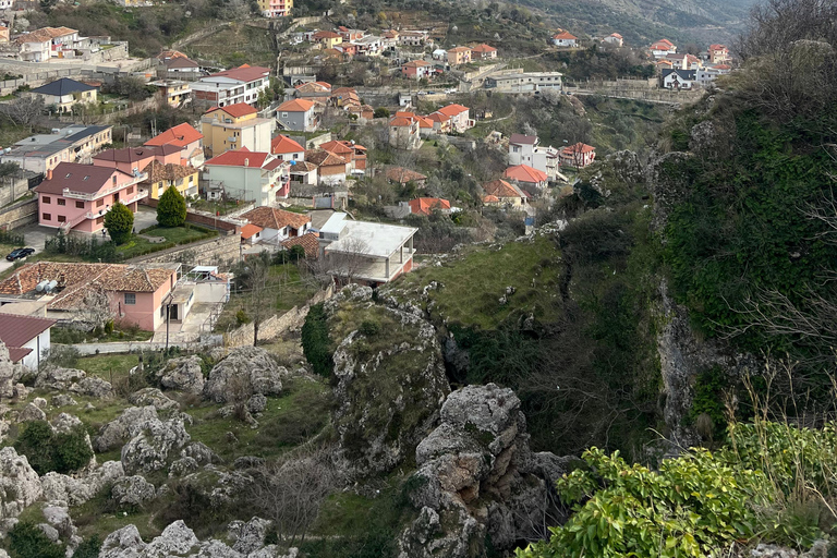 Day Trip to Kruja Castle, Skanderbeg Museum & Old Bazaar