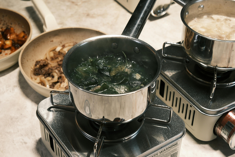 De la forêt à la table : un voyage culinaire hansik à SéoulDe la forêt à la table : un voyage culinaire Hansik à Séoul