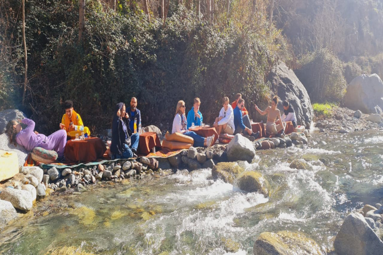 Au départ de Marrakech : excursion d'une journée dans la vallée de l'Ourika et les montagnes de l'AtlasAu départ de Marrakech : Excursion d'une journée dans la vallée de l'Ou