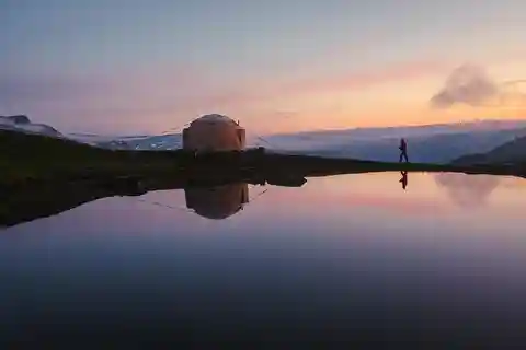 Trolltunga: Trolltunga Sunset Glamping
