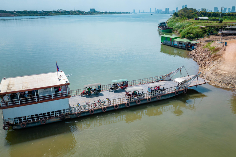 Phnom Penh: City Tour include S-21 Museum & Killing Field Haft Day: City Tour - No Killing Fields & Tuol Sleng
