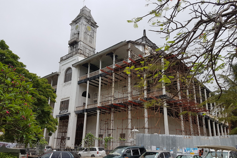 Zanzibar: Spice Farm Tour with Stone Town Food Market Visit