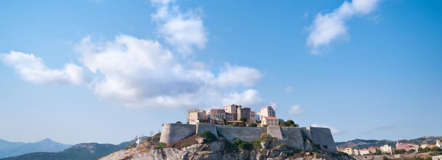 Golfe de Calvi et apéritif au coucher du soleil