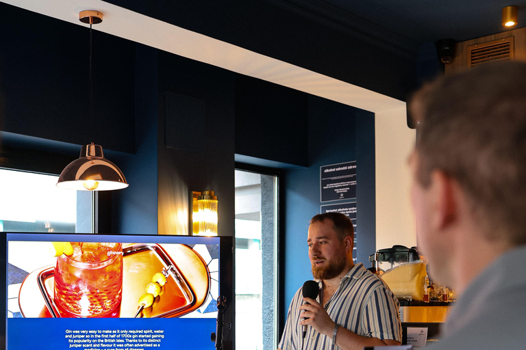 Degustacja ginu w barze Ginnery Gin Bar w Warszawie