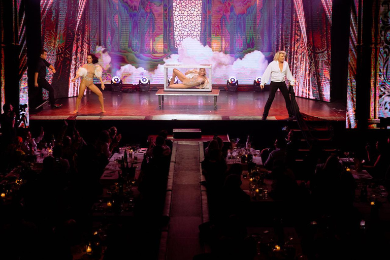 Amsterdam: VEGAS Dinner Show with 3-Course Sharing MenuGround-Floor Tables