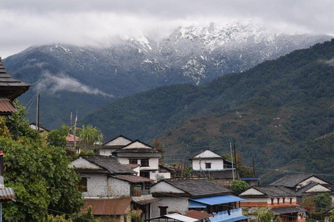 Pokhara: 2-Day Lwang Village Tour with Guide