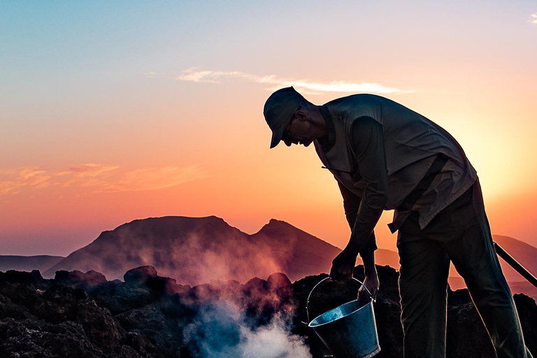 Parque Nacional de Timanfaya: Excursão ao pôr do sol com jantar no vulcão