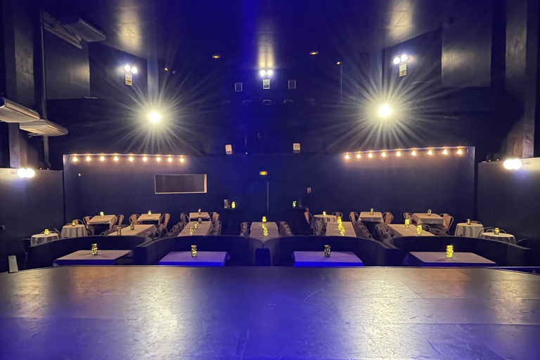 Marseille: Kabarett-Theater L'étoile bleueMarseille: Show im Kabarett-Theater L’étoile bleue