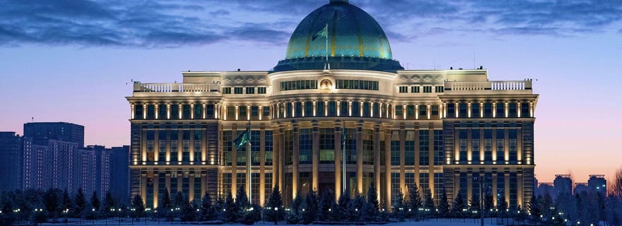 Visite de la ville d'Astana : Explorez la ville de nuit avec un guide certifié