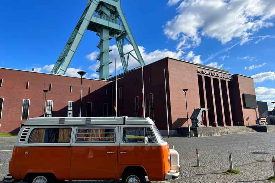 Bochum: VW T2 Bulli Bergbaumuseum. Foto: GetYourGuide Bochum: VW T2 Bulli Bergbaumuseum. Foto: GetYourGuide
