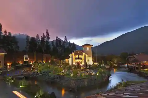Cusco: Traslado del aeropuerto o del hotel al Valle Sagrado de Aranwa