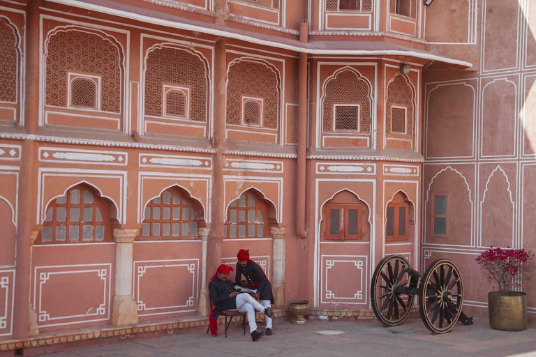 From Chennai: Private Day Tour to Jaipur