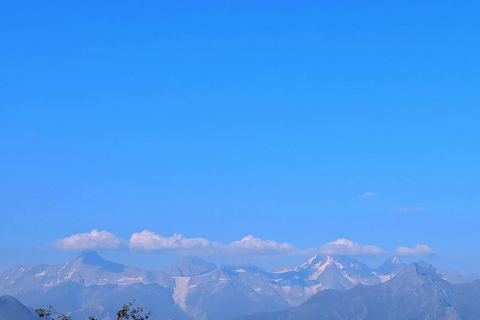 راتشا بالألوان – مغامرة خريفية في جبال جورجياراشا بالألوان – مغامرة الخريف في جبال جورجيا