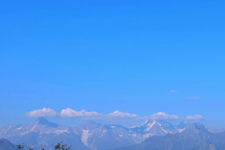 راتشا بالألوان – مغامرة خريفية في جبال جورجياراشا بالألوان – مغامرة الخريف في جبال جورجيا