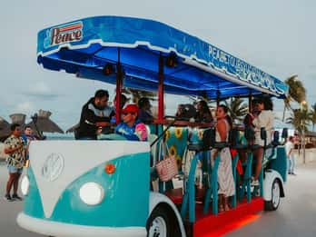 Desde Mérida: Excursión guiada al Club de Playa y a la Cerveza