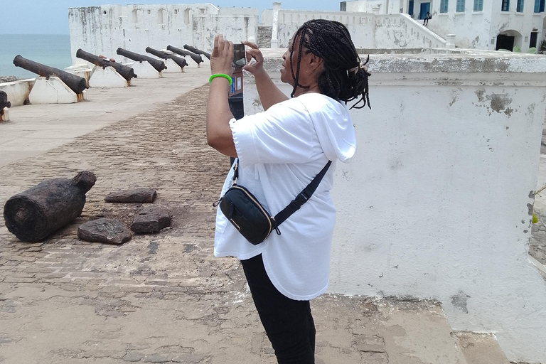 Accra: Cape Coast & Kakum Park Tour by "Trotro" Minibus