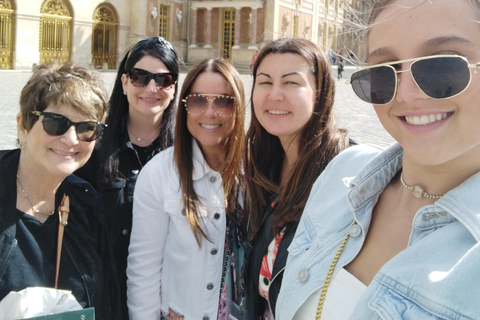 Versailles: Palace & Gardens Private Tour by Golf Cart