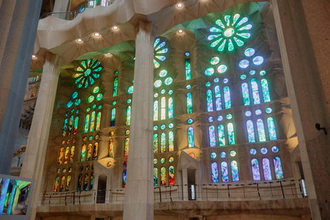 Barcelona: Park Güell, Sagrada Familia, Cable Car & More