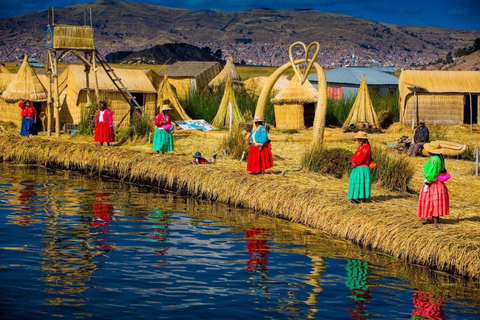 Full day tour to Lake Titicaca in Puno with typical lunch