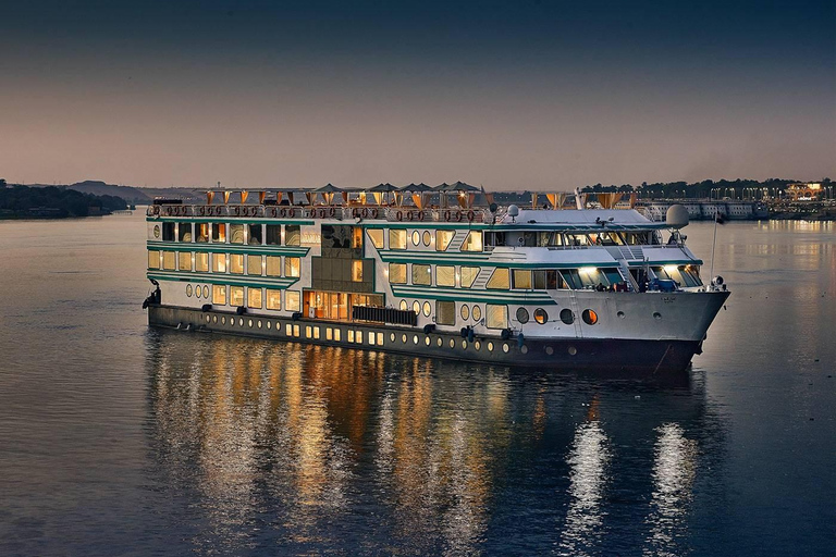 4 Nights 5 Days Nile Cruise from Luxor by flight