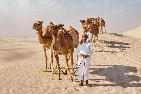 Besloten woestijnsafari, kamelenrit en dunebashing