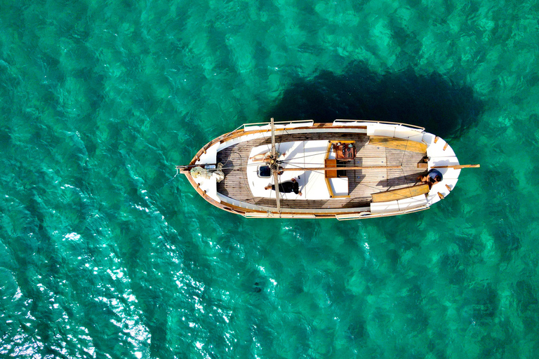 MYKONOS SÜDKÜSTE MORGEN HALBPRIVATE KREUZFAHRTMykonos Südküste Morgens halbprivate Kreuzfahrt