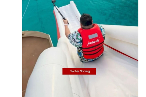 Boracay: Red Wave Island Hopping Tour with Water Activities