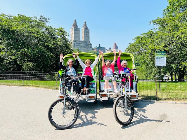 NYC: Central Park Elf &amp; Home Alone Film Spots Pedicab Tour