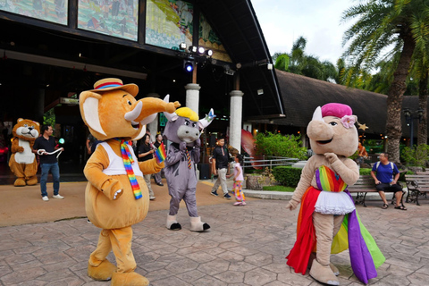 Ticket de entrada con acceso completo al safari nocturno de Chiang Mai y servicio de recogida opcionalOpción A: Ticket de entrada con acceso completo al safari nocturno sin servic