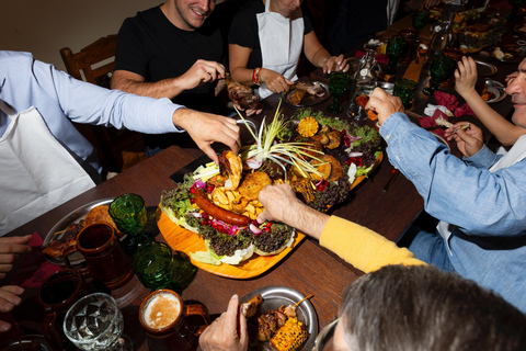 Budapest: Royal Feast Dinner with Drinks & Live Shows