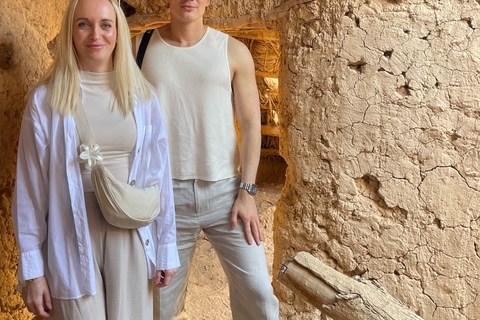 Riyadh: Edge of the World, Sadus Village & Bat Cave Tour Edge of the World, Sadus Village..etc(Private tour)