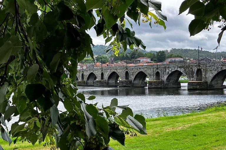 Barcelos, Ponte Lima, Viana Castelo: Private Tour from Porto