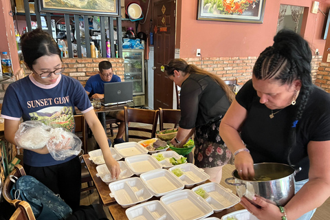 Escursione a terra al porto di Phu My Visita della città e lezione di cucinaTour in moto