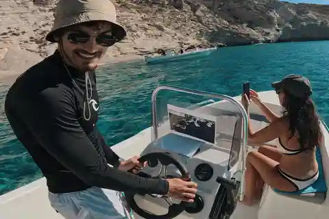 Milos: Self-Drive Boat Rental with Optional Skipper