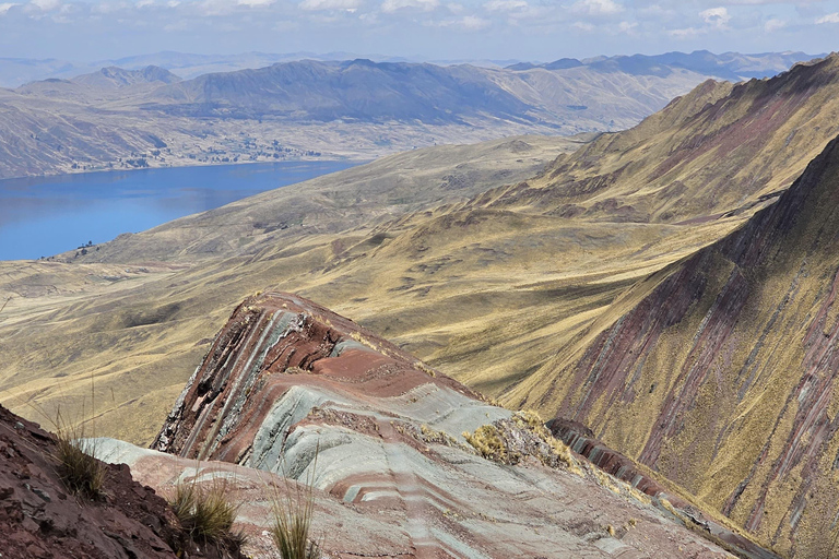 Cusco: Pallaypuncho Ruins and Hiking Day Trip with Lunch