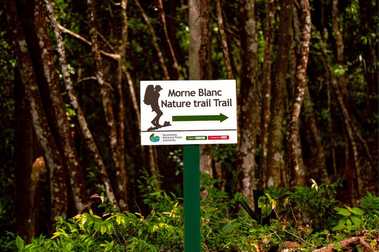 Van Mahe: begeleide natuurwandeling naar Morne Blanc