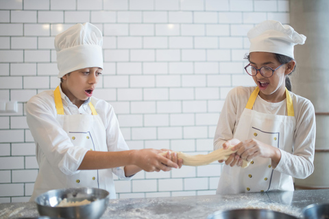 Experiencia culinaria con un chef: Aprende y cena