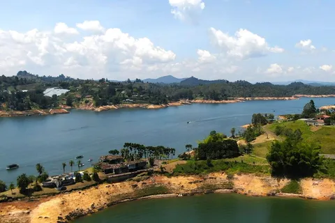 From Guatape: Pablo Escobar Mansion, Paintball & Boat Ride